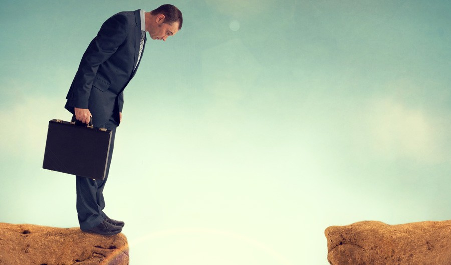 의심하는 습관은 필수다 - '정보의 홍수' 속 세 가지 미덕