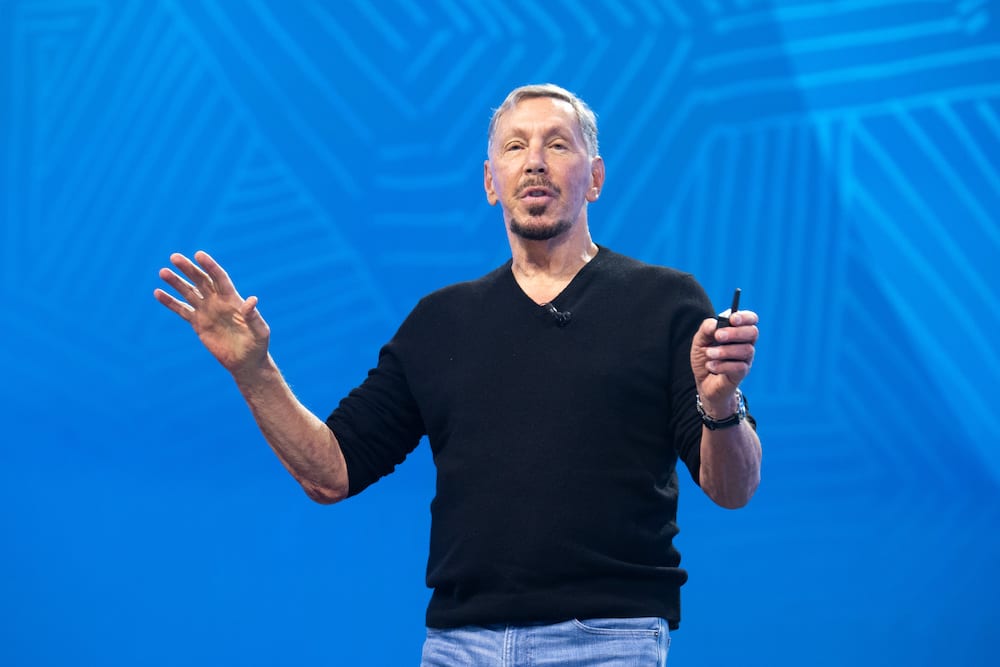 래리 앨리슨 오라클 회장, 워너브러더스 인수전 파라마운트 우군으로 나서