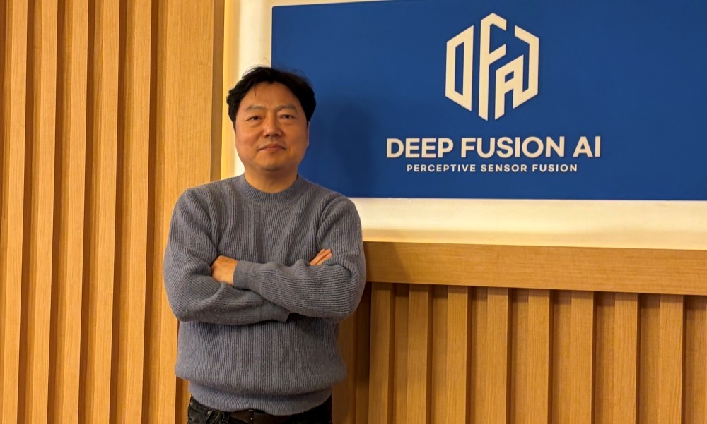 안개 낀 날도 자율주행 가능? 테슬라와 다른 길 가는 딥퓨전AI의 기술