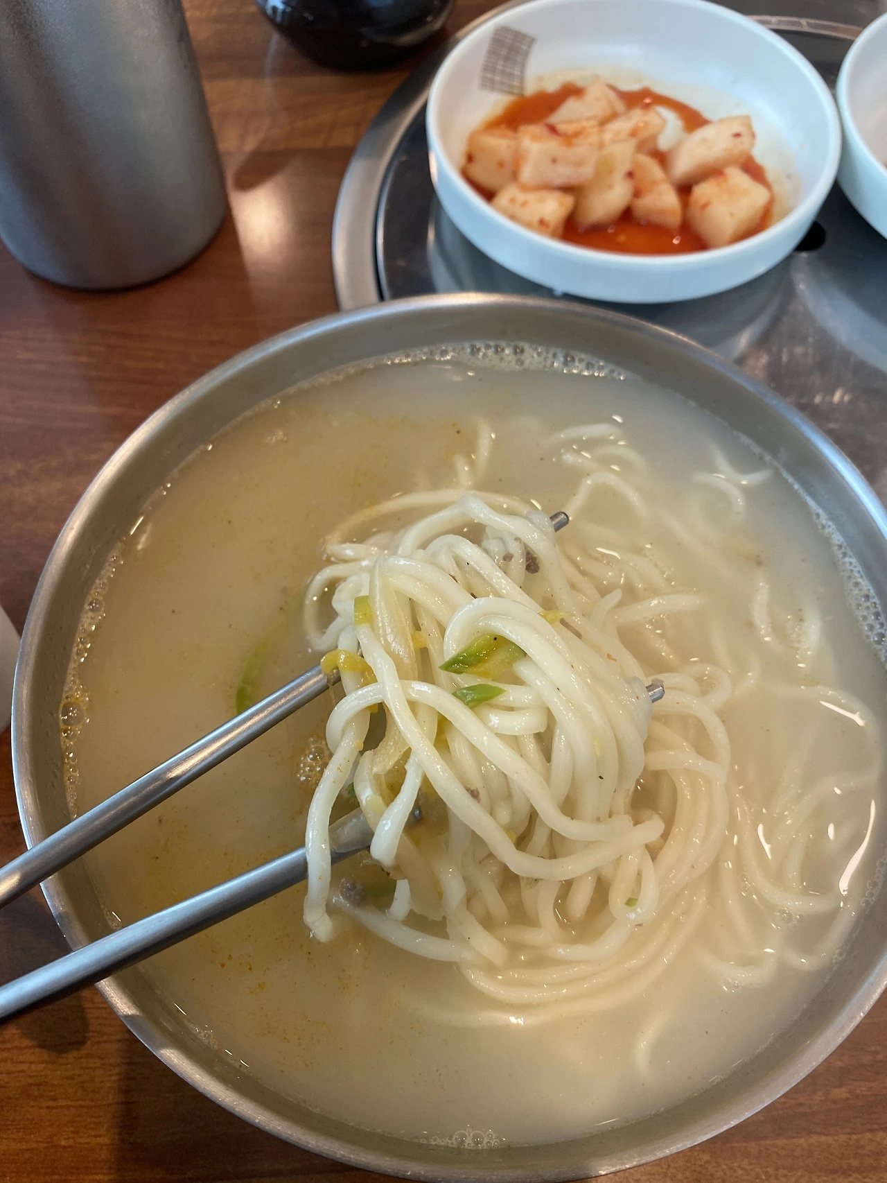 신촌역 명동칼국수 1만원 -2026-07